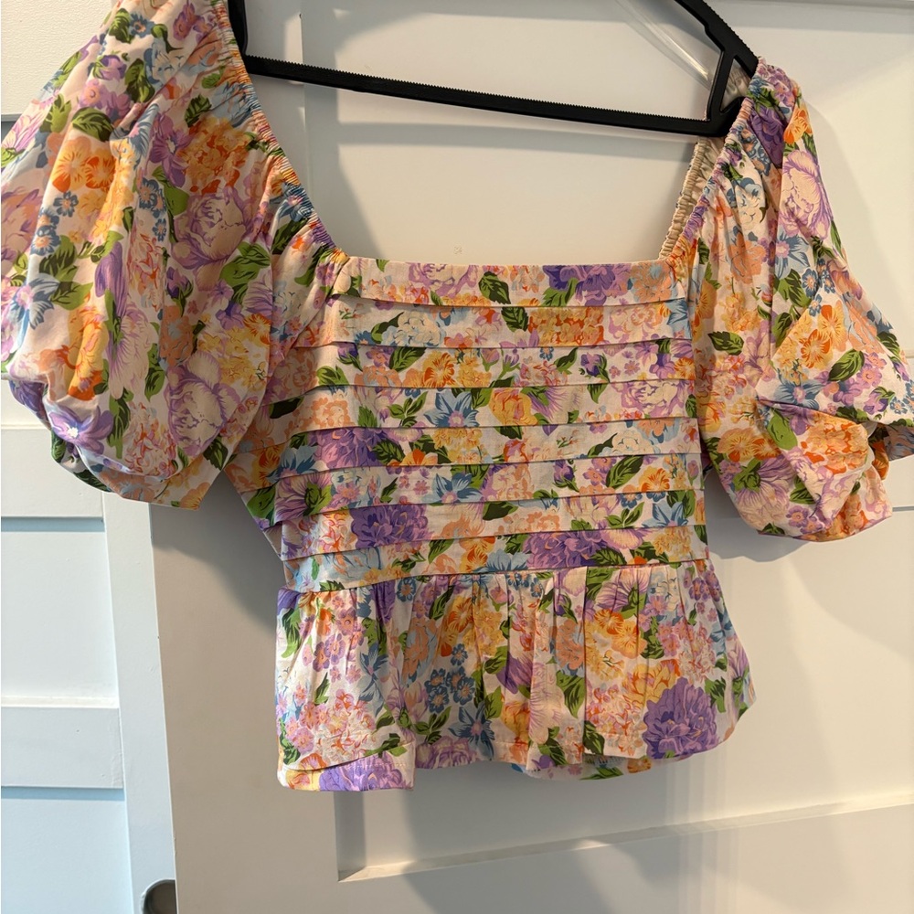 Floral Puff Sleeve Top